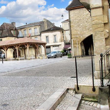 Studio Confortable Pres De Beaumont Du Perigord 60 M² Cheminee Buitenkant foto