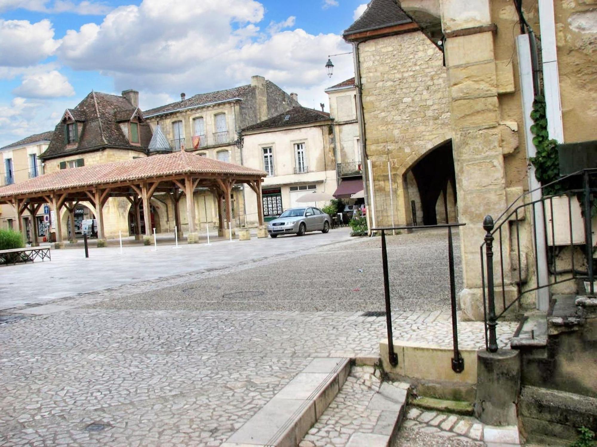 Studio Confortable Pres De Beaumont Du Perigord 60 M² Cheminee Buitenkant foto